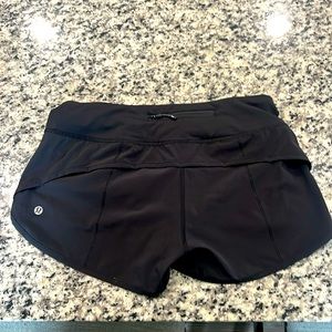 Lululemon Speed up shorts - new without tags